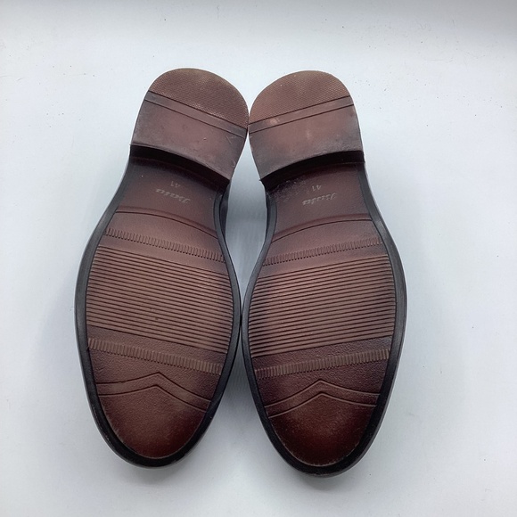 Men’s EUC Bata Brand Italian Black Leather Loafers Size 41 main image 6